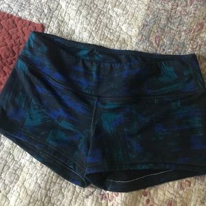 Fleo shorts warrior size med for sale
